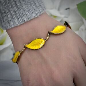 Vintage MEKA Denmark Sterling Silver Yellow Enamel Leaf Link Bracelet 7.5"